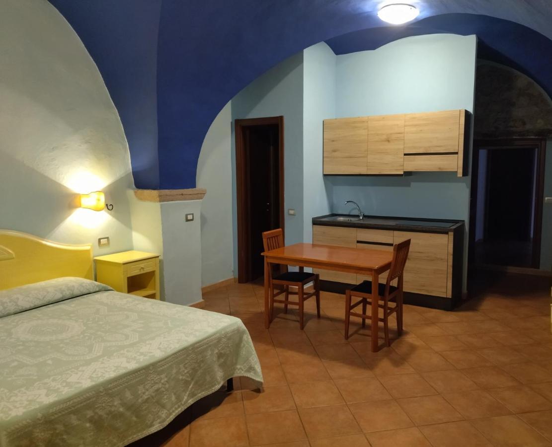 Sa Balza Guest House Bosa Eksteriør billede