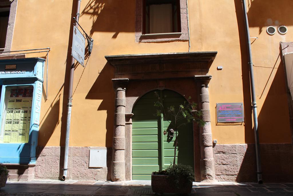 Sa Balza Guest House Bosa Eksteriør billede