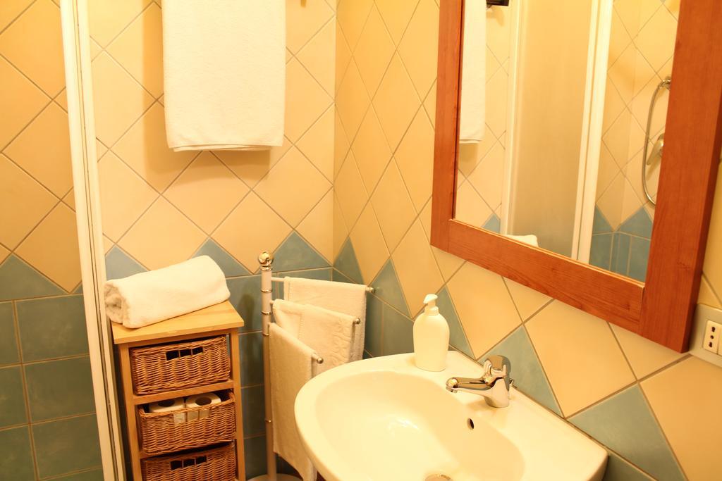 Sa Balza Guest House Bosa Eksteriør billede