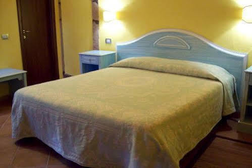 Sa Balza Guest House Bosa Eksteriør billede
